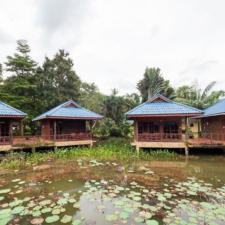 Oyo 75336 Blue Resort & Spa Koh Chang Exterior photo